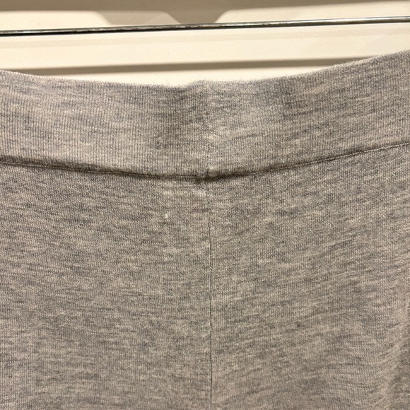 Neiman Marcus Gray Cashmere Wide-Leg lounge Pants - Picture 6 of 11